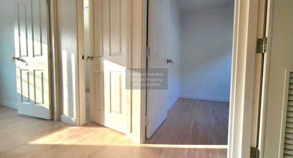 For sale 3 bedrooms townhouse in Bang Phli, Samut Prakan