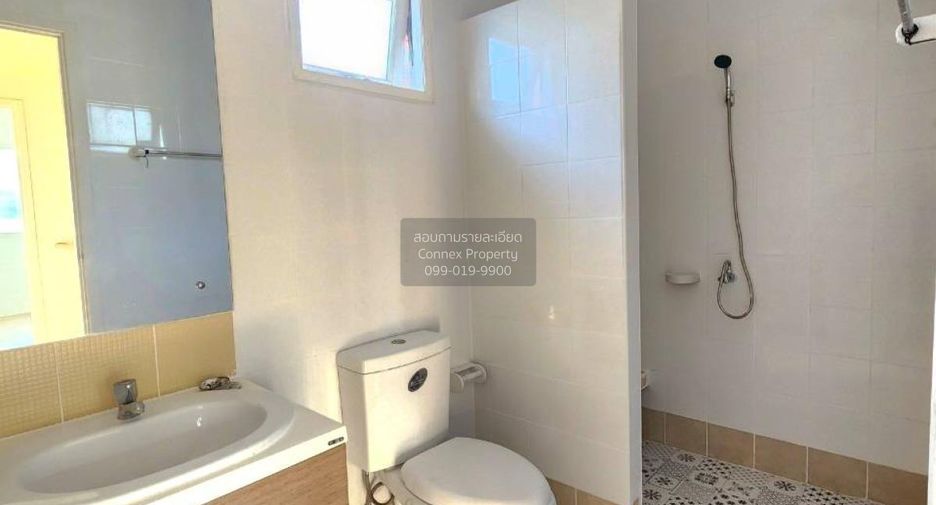 For sale 3 bedrooms townhouse in Bang Phli, Samut Prakan