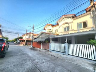 For sale 3 bedrooms townhouse in Bang Phli, Samut Prakan