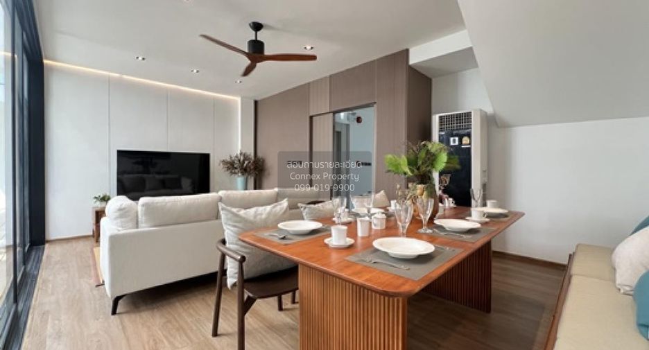 Casa adosada en venta de 2 habitaciones en Mueang Samut Prakan, Samut Prakan