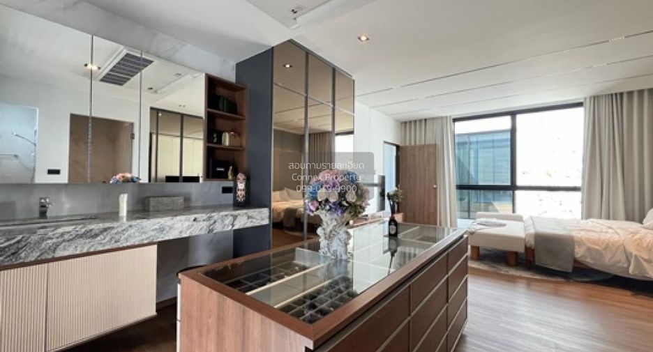 Casa adosada en venta de 2 habitaciones en Mueang Samut Prakan, Samut Prakan