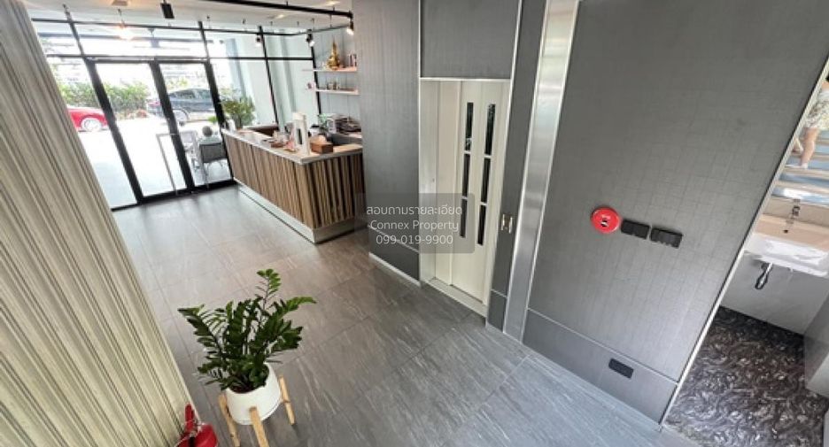 Casa adosada en venta de 2 habitaciones en Mueang Samut Prakan, Samut Prakan