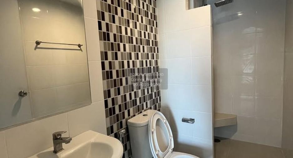 For sale 1 bed condo in Mueang Samut Prakan, Samut Prakan