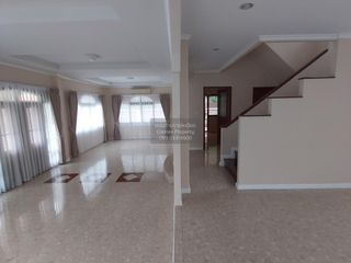 For sale 3 bedrooms house in Lat Krabang, Bangkok