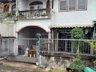 Reihenhaus zum Kauf mit 3 Zimmer in Bang Khen, Bangkok