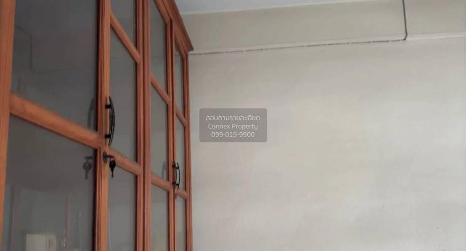 For sale 3 bedrooms townhouse in Bang Khen, Bangkok