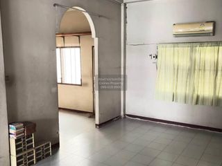 Reihenhaus zum Kauf mit 3 Zimmer in Bang Khen, Bangkok