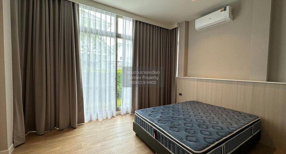 For sale 4 bedrooms house in Lat Krabang, Bangkok
