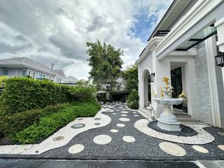 Casa en venta de 4 habitaciones en Lat Krabang, Bangkok
