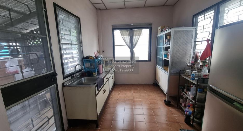 For sale 3 bedrooms house in Saphan Sung, Bangkok