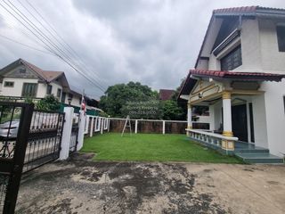 Casa en venta de 3 habitaciones en Saphan Sung, Bangkok
