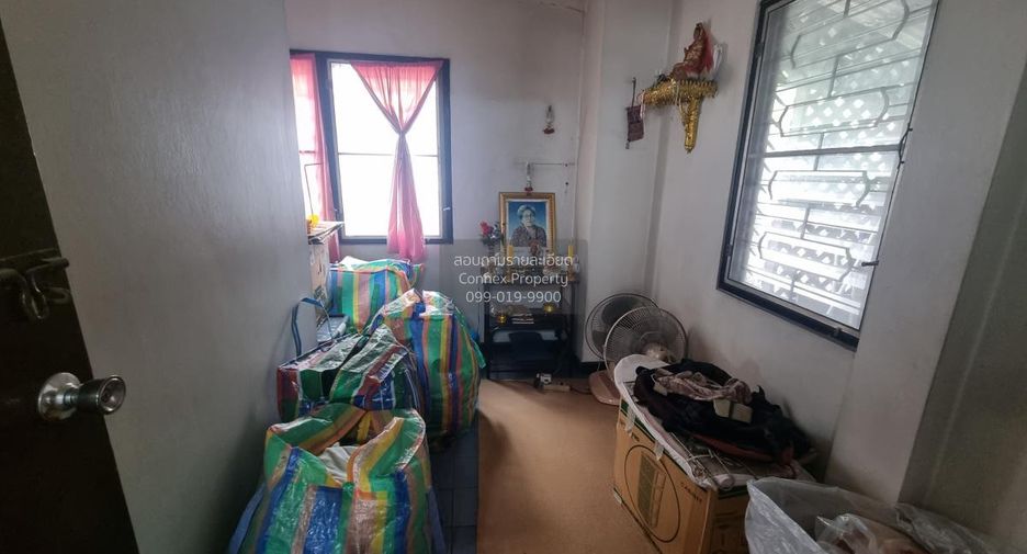 For sale 3 bedrooms house in Saphan Sung, Bangkok