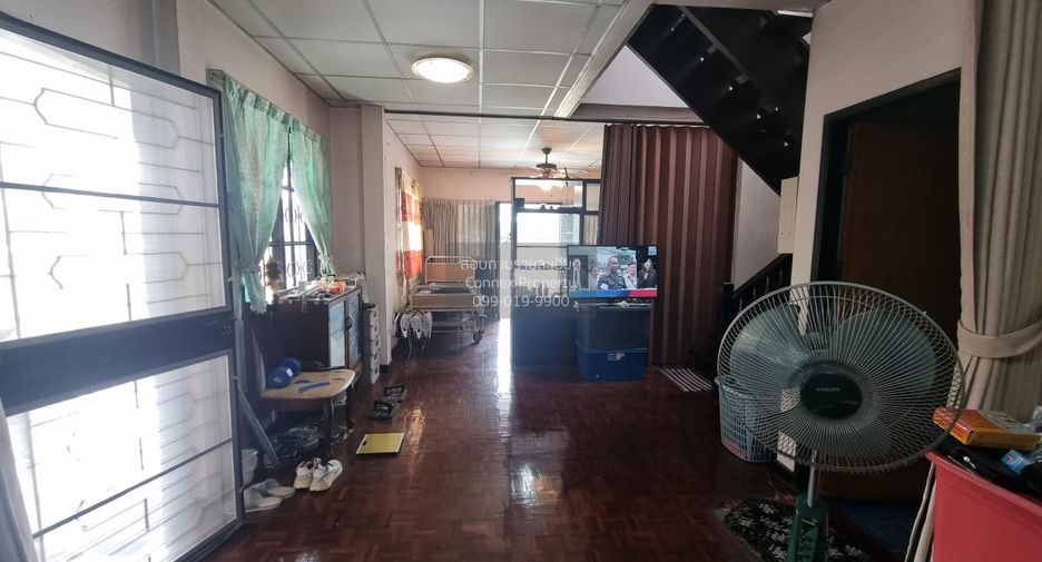 For sale 3 bedrooms house in Saphan Sung, Bangkok