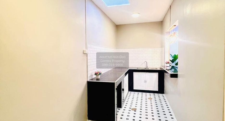 À vendre 3 chambres maison de ville à Bang Kruai, Nonthaburi