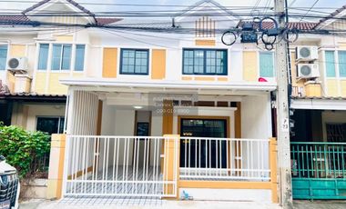 À vendre 3 chambres maison de ville à Bang Kruai, Nonthaburi