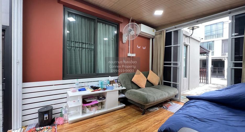 Reihenhaus zum Kauf mit 3 Zimmer in Thanyaburi, Pathum Thani