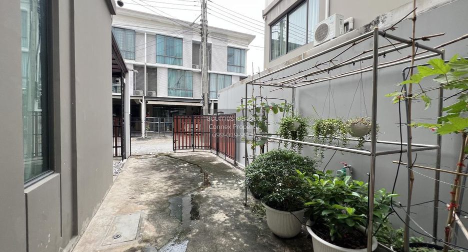 Reihenhaus zum Kauf mit 3 Zimmer in Thanyaburi, Pathum Thani
