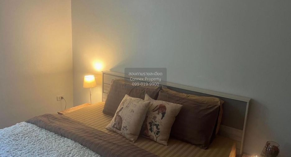 For rent 3 bedrooms townhouse in Bang Rak, Bangkok