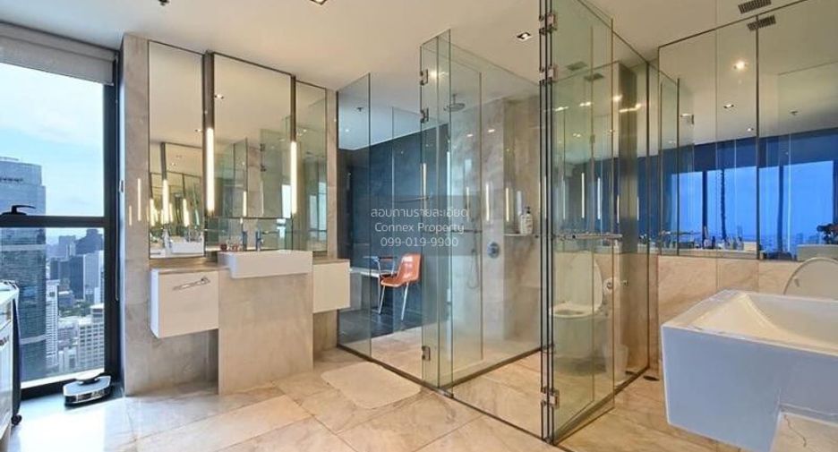 For rent 4 ベッドルーム condo in Sathon, Bangkok
