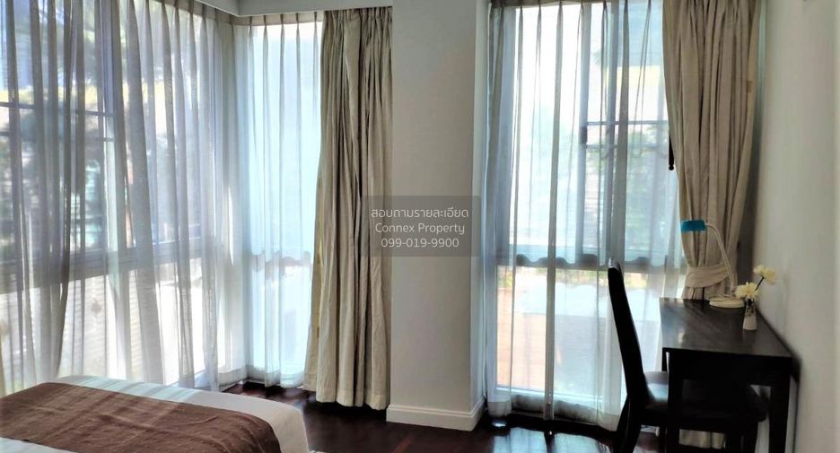 For rent 3 bedrooms condo in Sathon, Bangkok