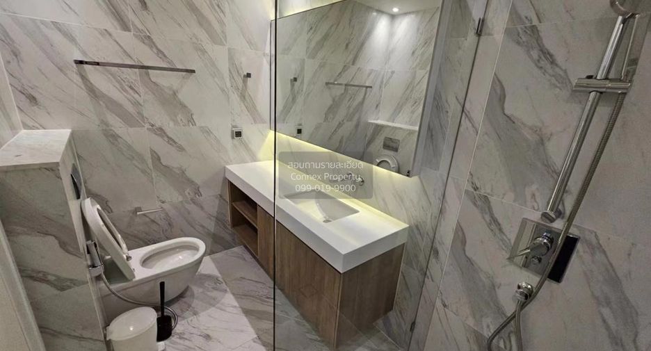 For rent 2 bedrooms condo in Khlong Toei, Bangkok