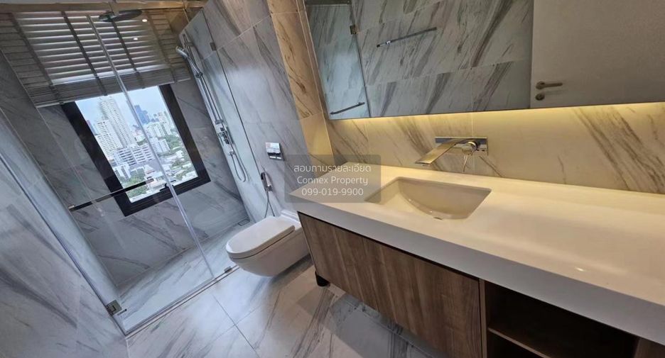 For rent 2 bedrooms condo in Khlong Toei, Bangkok