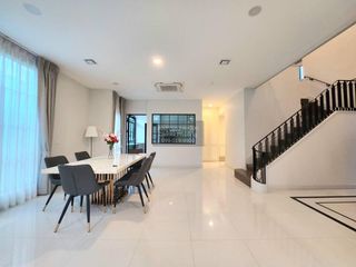 For rent 4 bedrooms house in Saphan Sung, Bangkok