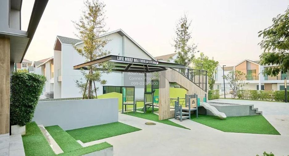 For rent 4 bedrooms house in Bang Phli, Samut Prakan