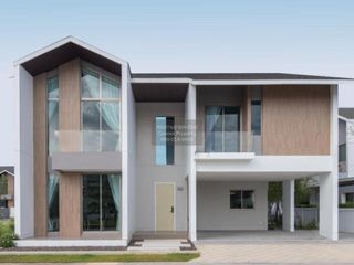 For rent 4 bedrooms house in Bang Phli, Samut Prakan