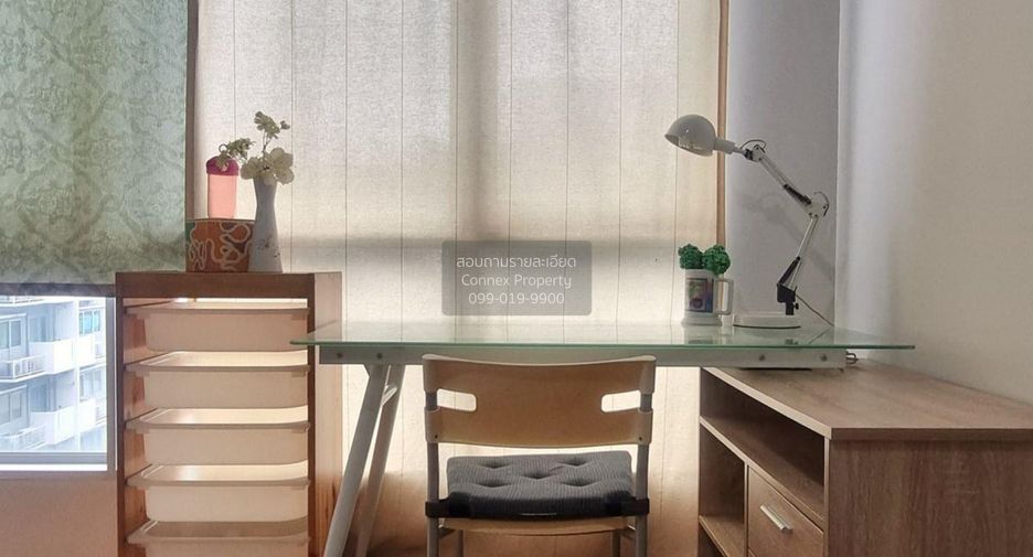 For rent 2 bedrooms condo in Khlong San, Bangkok