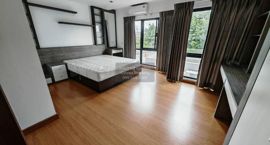 For rent 3 bedrooms townhouse in Don Mueang, Bangkok