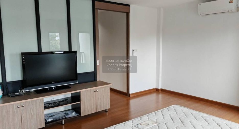 For rent 3 bedrooms townhouse in Don Mueang, Bangkok