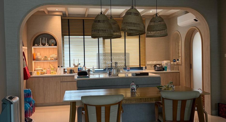 Haus zur Miete mit 4 Zimmer in Bang Phli, Samut Prakan
