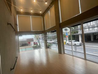 出租 10 卧室 联排别墅 在 Suan Luang, 曼谷