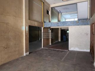 For rent 6 bedrooms retail Space in Khlong San, Bangkok