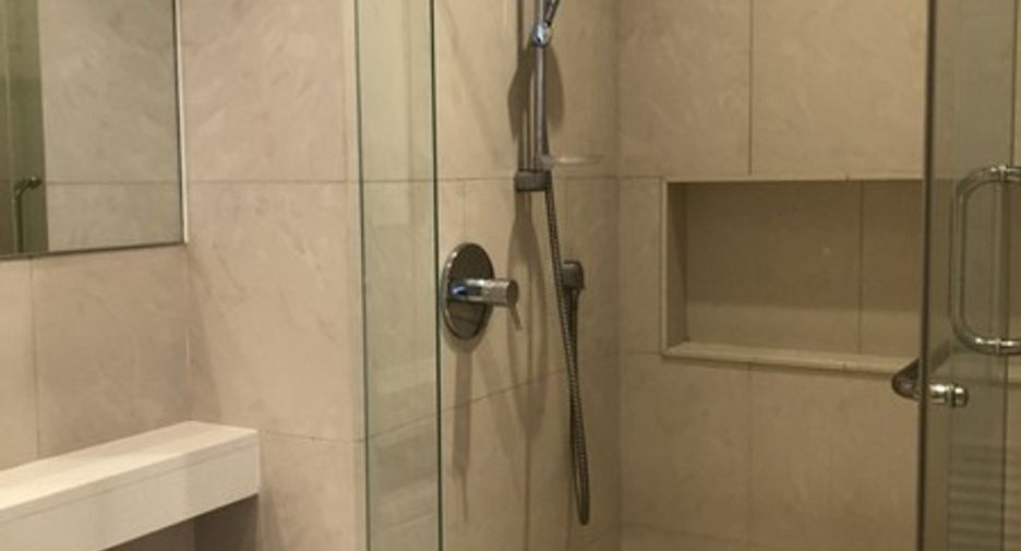 For rent 5 ベッドルーム condo in Pathum Wan, Bangkok