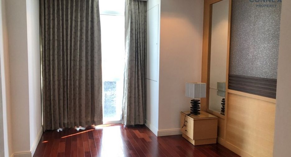For rent 5 ベッドルーム condo in Pathum Wan, Bangkok