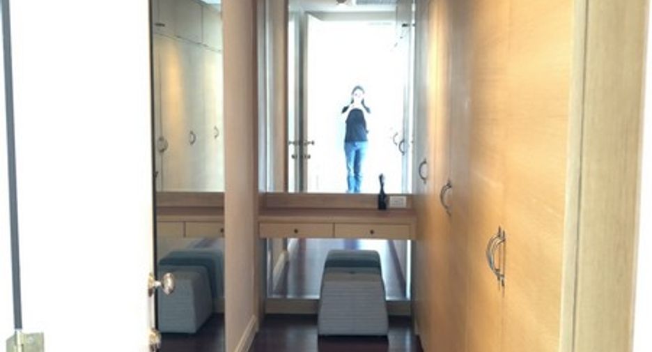 For rent 5 ベッドルーム condo in Pathum Wan, Bangkok