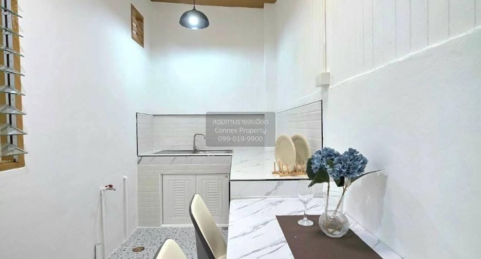 For sale 2 bedrooms townhouse in Phra Samut Chedi, Samut Prakan