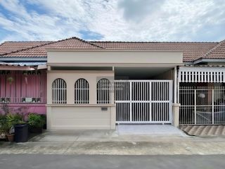 For sale 2 bedrooms townhouse in Bang Bon, Bangkok
