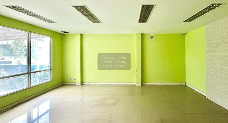 For sale 4 bedrooms house in Khlong Luang, Pathum Thani