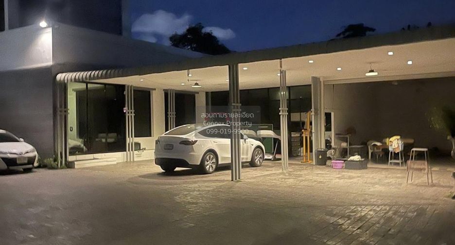 For sale 5 bedrooms house in Bangkok Noi, Bangkok