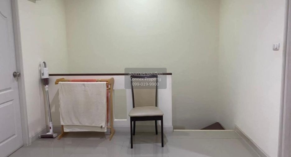 For sale 4 bedrooms townhouse in Phra Samut Chedi, Samut Prakan