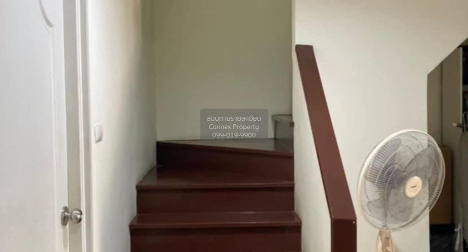 For sale 4 bedrooms townhouse in Phra Samut Chedi, Samut Prakan