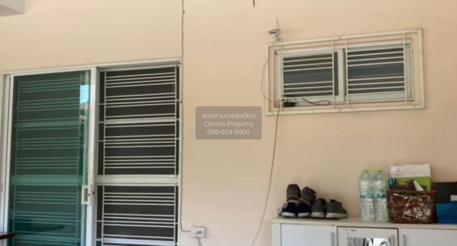 For sale 4 bedrooms townhouse in Phra Samut Chedi, Samut Prakan
