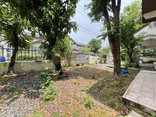 For sale 3 bedrooms house in Taling Chan, Bangkok