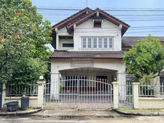 For sale 3 bedrooms house in Taling Chan, Bangkok