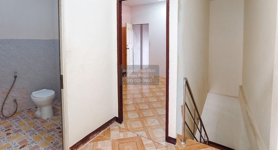 For sale 2 bedrooms townhouse in Phra Samut Chedi, Samut Prakan