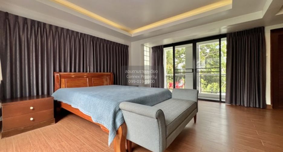 For sale 3 bedrooms house in Sattahip, Chonburi
