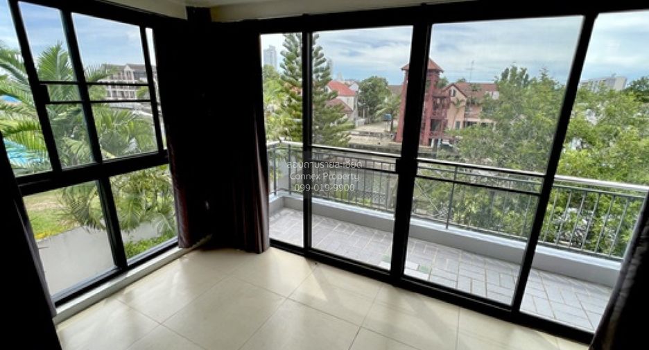 For sale 3 bedrooms house in Sattahip, Chonburi
